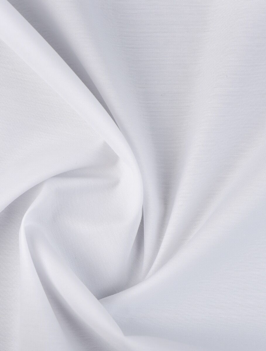 Draped white cloth, close detail
