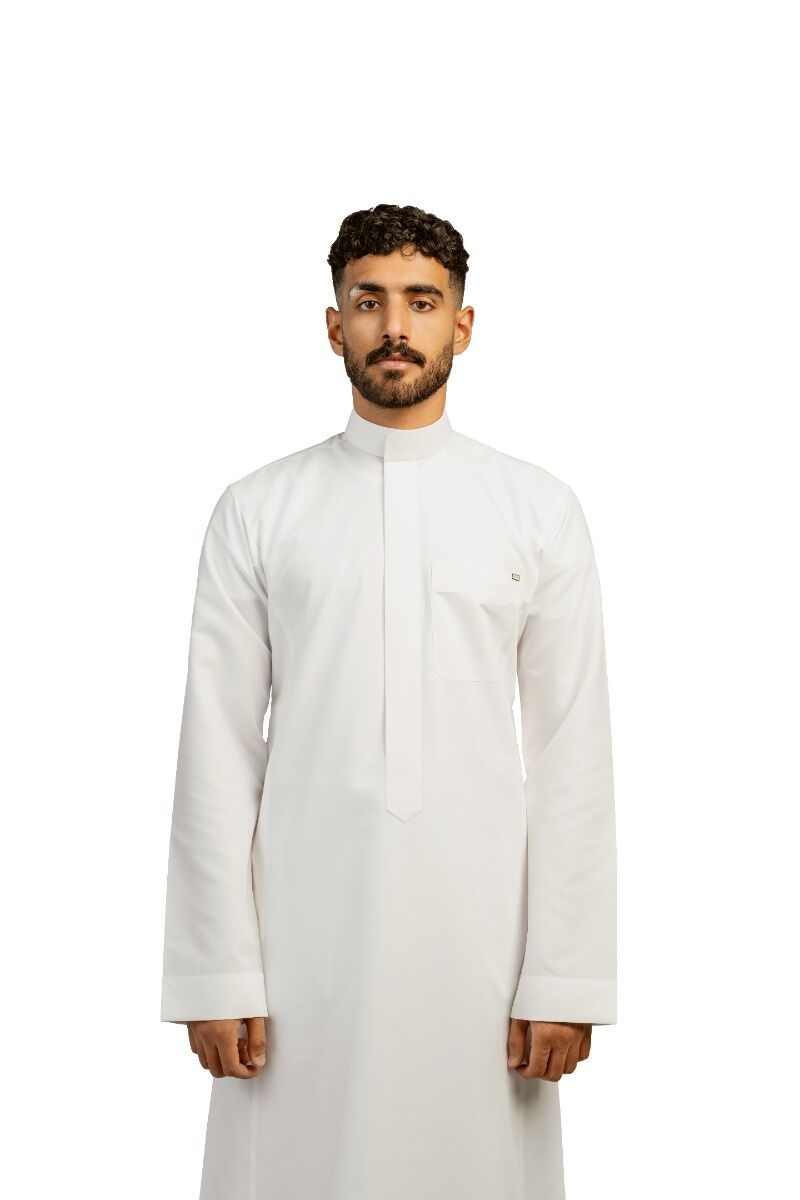 Man in a white Thobz thob